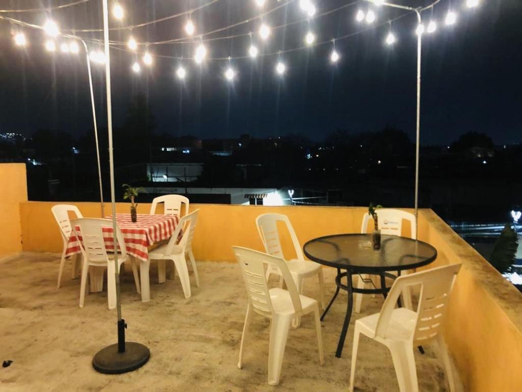Los Nardos Hostel -Pet Friendly- Oaxaca Exterior photo